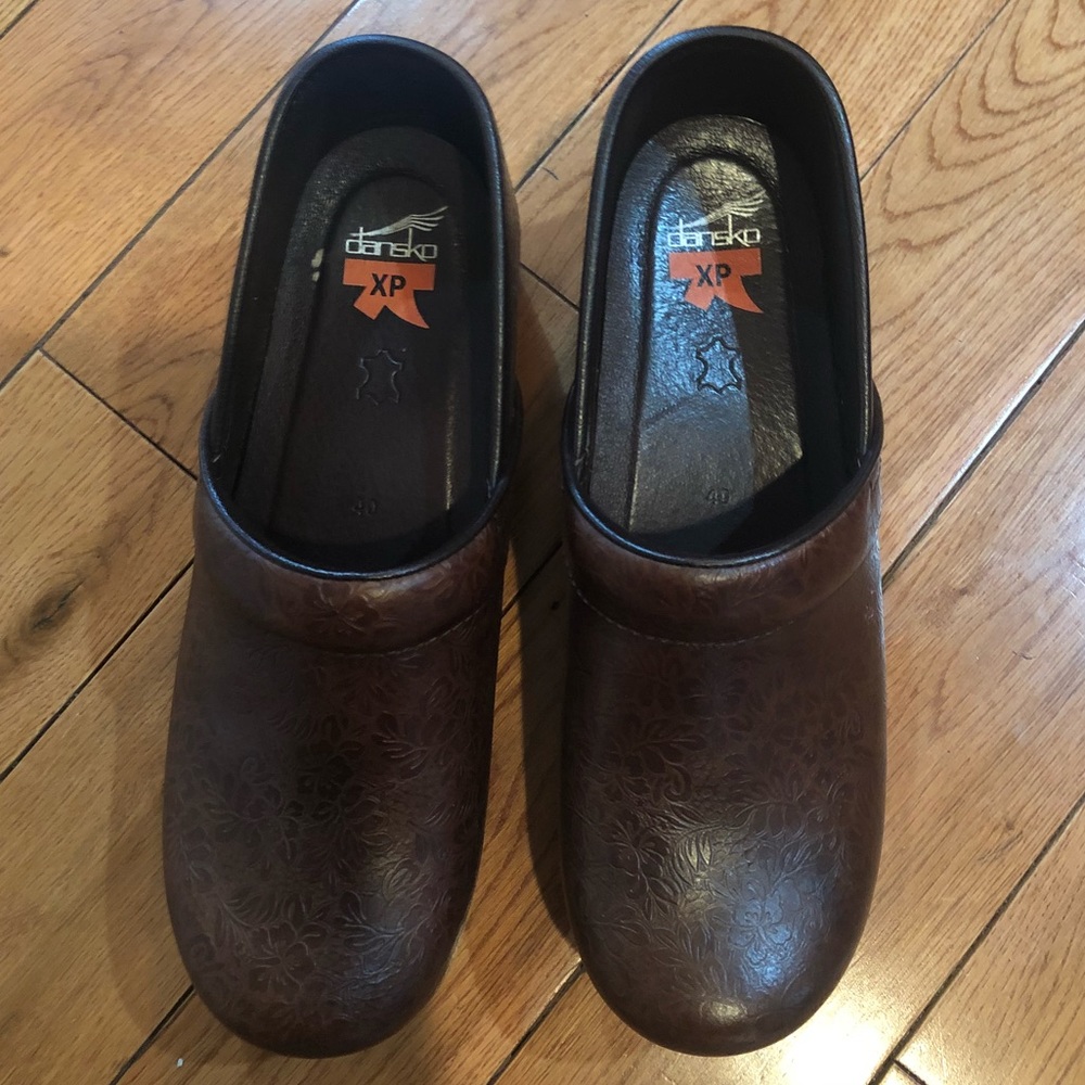 Dansko XP size 40